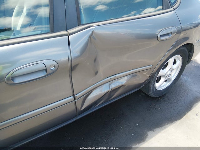 Ford Taurus Se