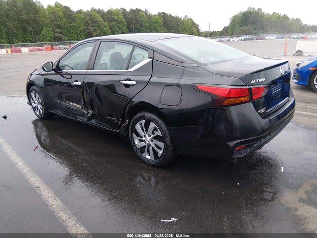 Nissan Altima S Fwd