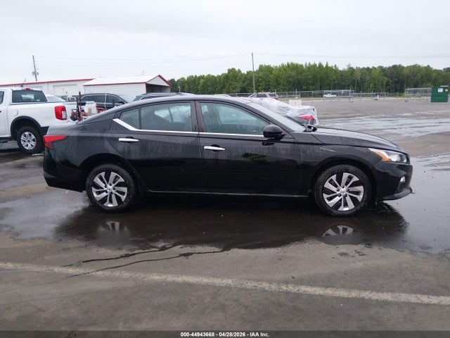 Nissan Altima S Fwd