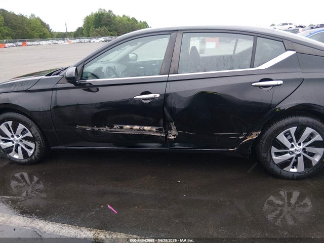 Nissan Altima S Fwd