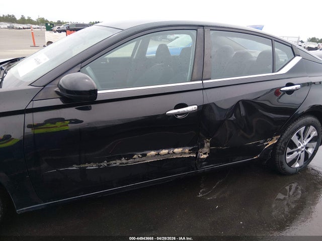 Nissan Altima S Fwd