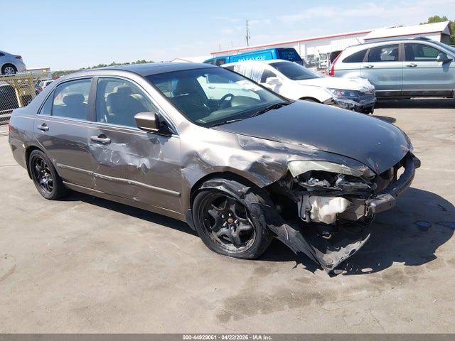 Salvage Honda Accord Image