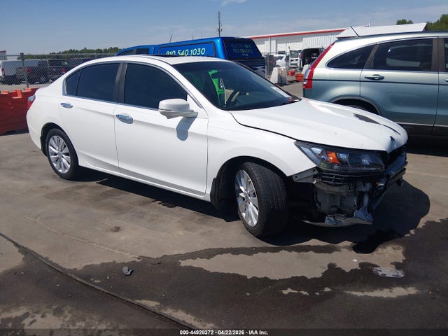 Salvage Honda Accord Image