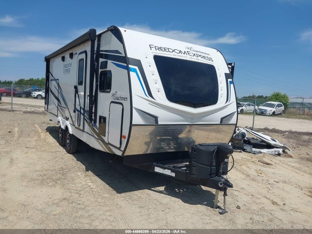 Salvage Coachmen Freedom Express Ultr Image