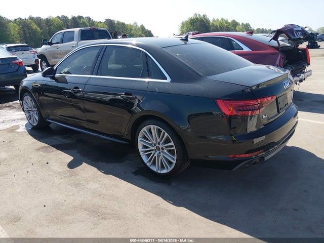 Audi A4 2.0t Premium