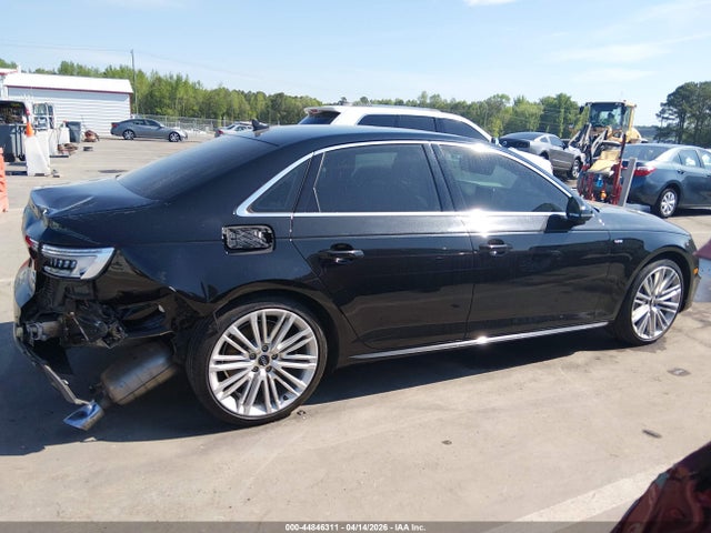 Audi A4 2.0t Premium