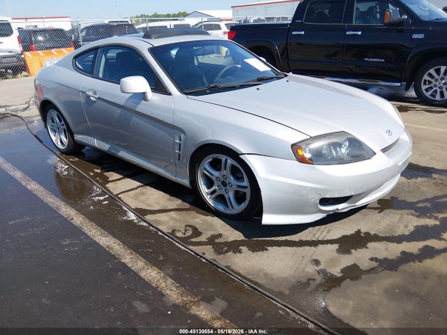 Salvage Hyundai Tiburon Image