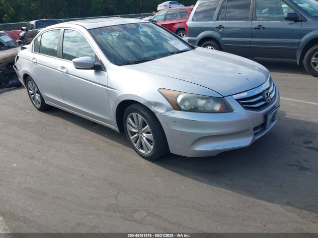 Salvage Honda Accord Image