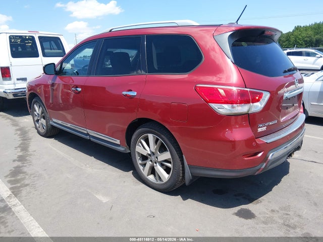 Nissan Pathfinder Platinum