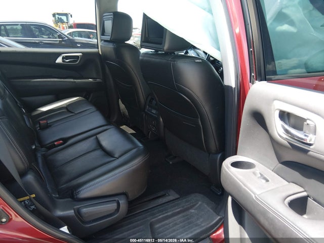 Nissan Pathfinder Platinum