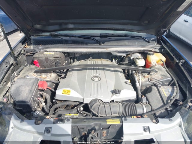 Cadillac SRX V8