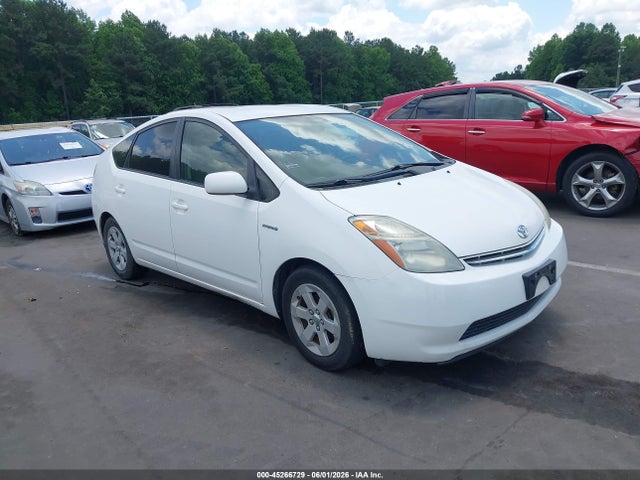 Salvage Toyota Prius Image