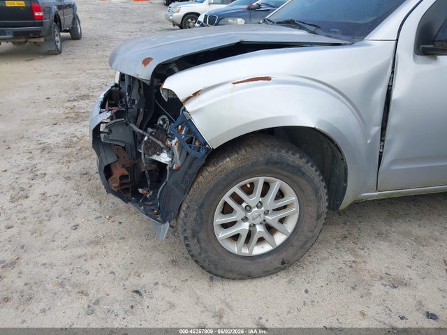 Nissan Frontier Sv