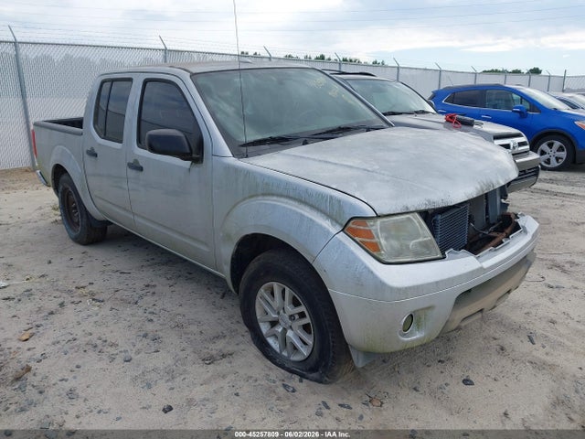 Salvage Nissan Frontier Image