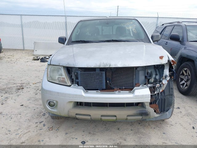 Nissan Frontier Sv