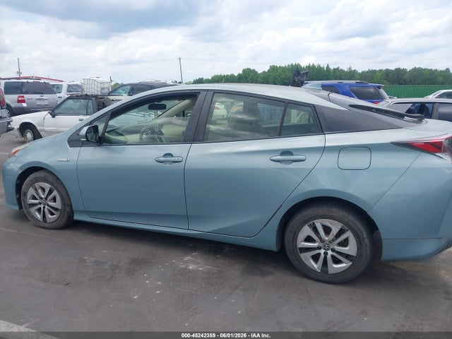 Toyota Prius Three