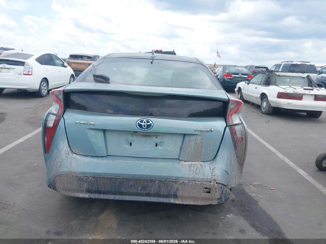 Toyota Prius Three