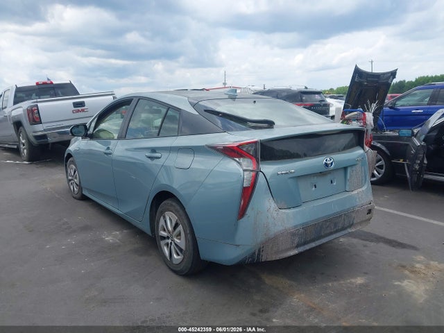 Toyota Prius Three