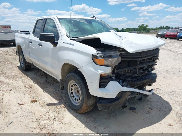 Salvage Chevrolet Silverado 1500 Image
