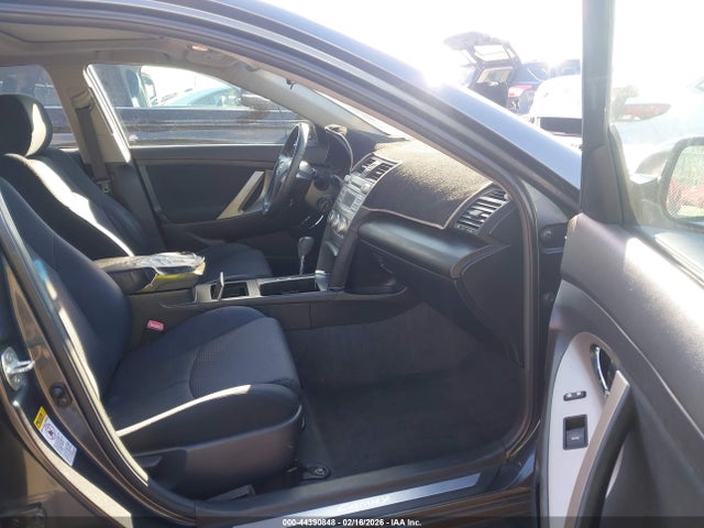 Toyota Camry Se V6