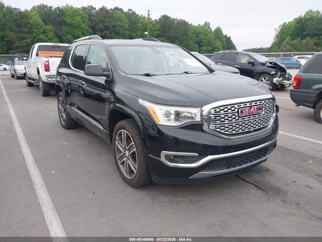 Salvage GMC Acadia Image