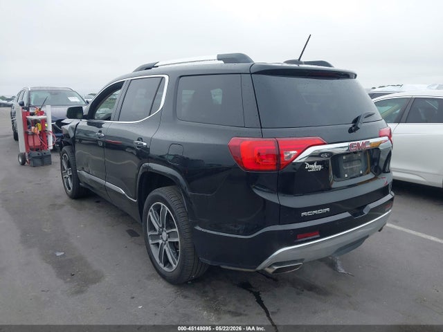 GMC Acadia Denali