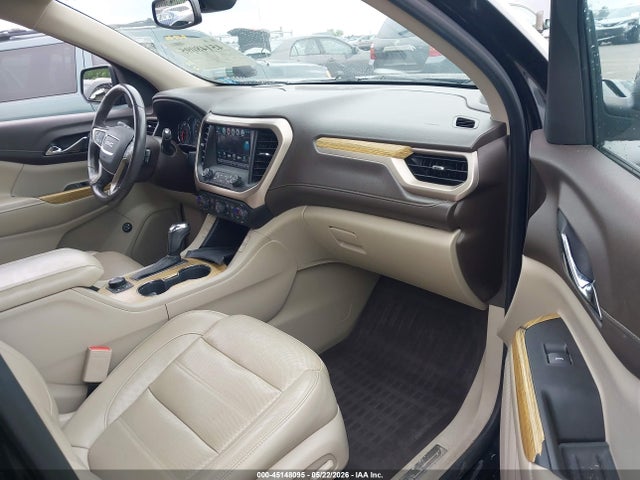 GMC Acadia Denali