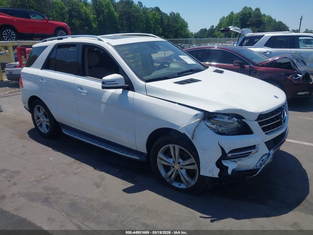Salvage Mercedes-Benz M-Class Image