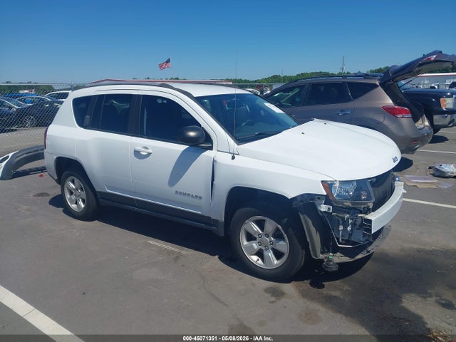 Salvage Jeep Compass Image