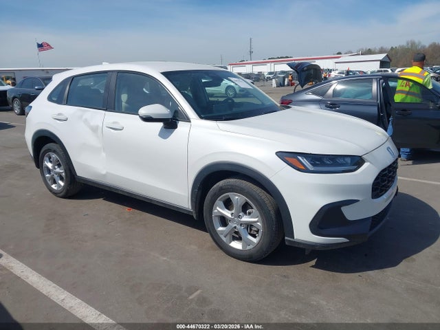 Salvage Honda HR-V Image