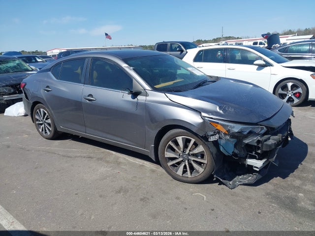 Salvage Nissan Sentra Image