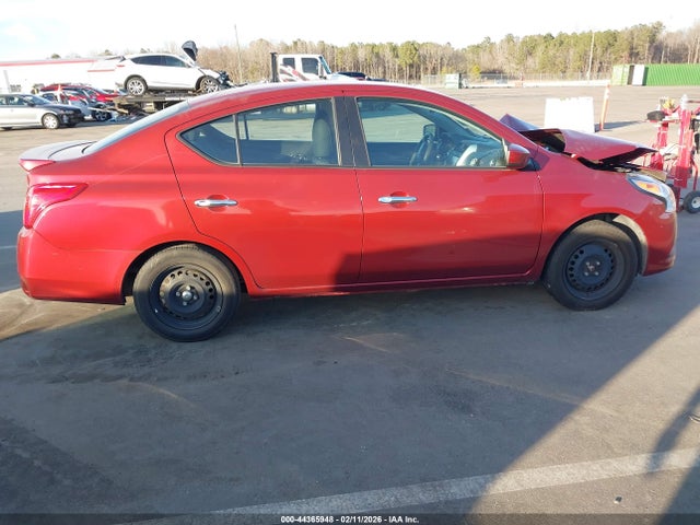 Nissan Versa 1.6 Sv