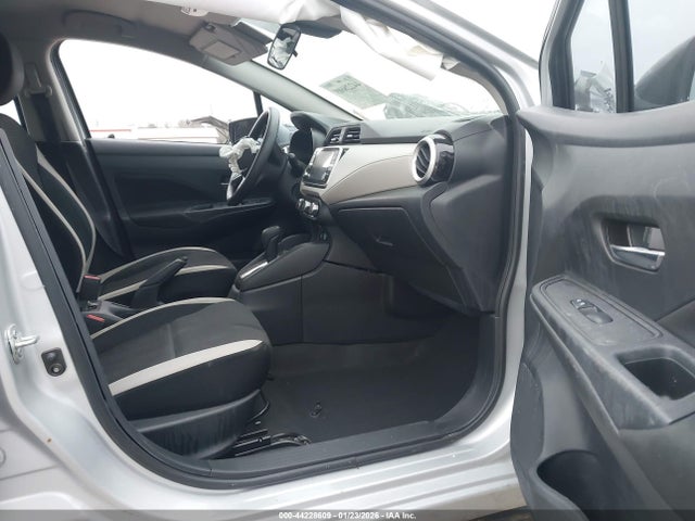 Nissan Versa 1.6 Sv Xtronic Cvt