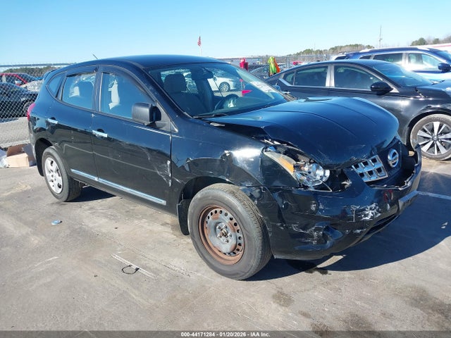Salvage Nissan Rogue Image