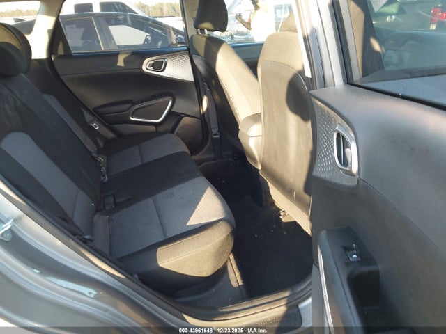 Kia Soul Lx