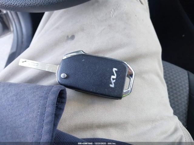Kia Soul Lx