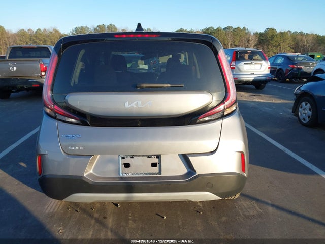 Kia Soul Lx