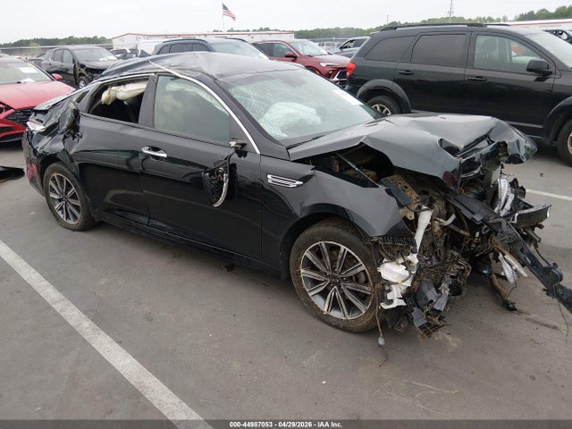 Salvage Kia Optima Image
