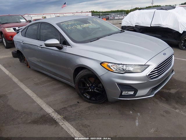 Salvage Ford Fusion Image