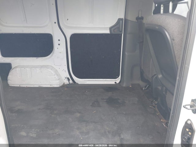 Nissan Nv S