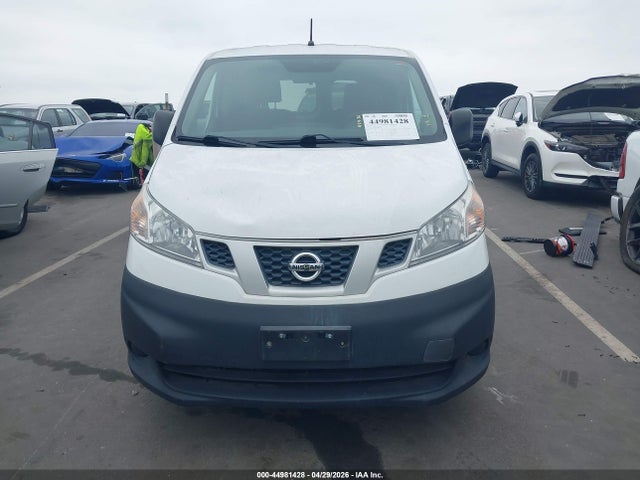 Nissan Nv S