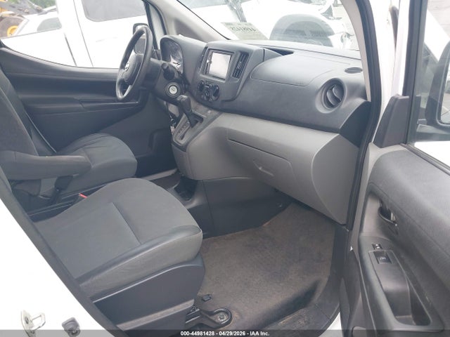 Nissan Nv S