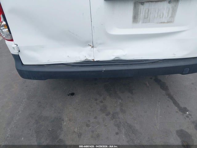 Nissan Nv S