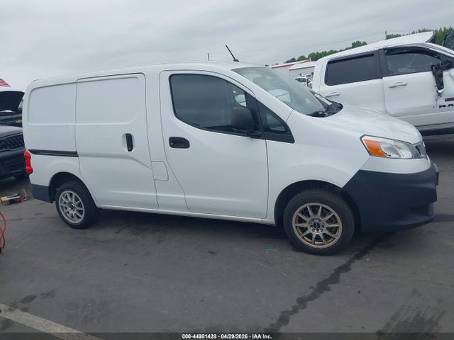 Nissan Nv S