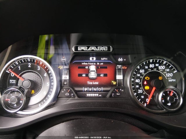 Ram 1500 Laramie  4x4 5'7 Box