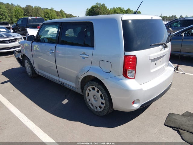 Scion xB