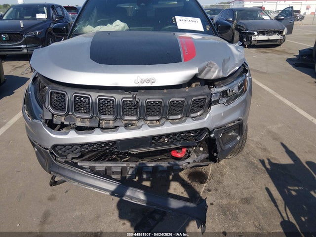 Jeep Compass Trailhawk 4x4