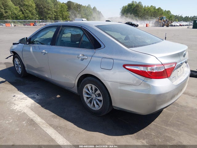 Toyota Camry Le