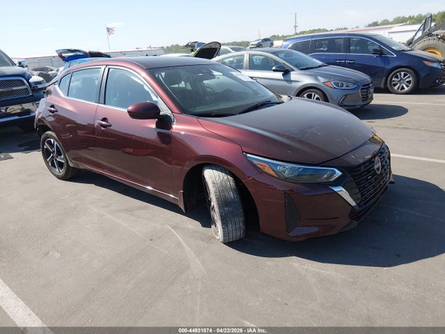 Salvage Nissan Sentra Image