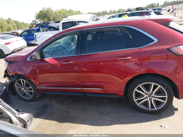 Ford Edge Titanium